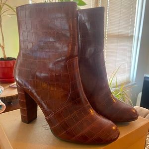 Brown Ankle Boot Women’s